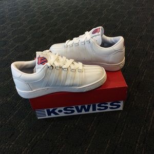 Kids unisex K-Swiss classic white tennis shoe